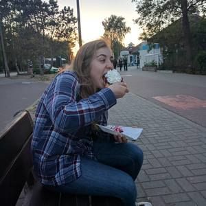 Meet your Posher, Krista